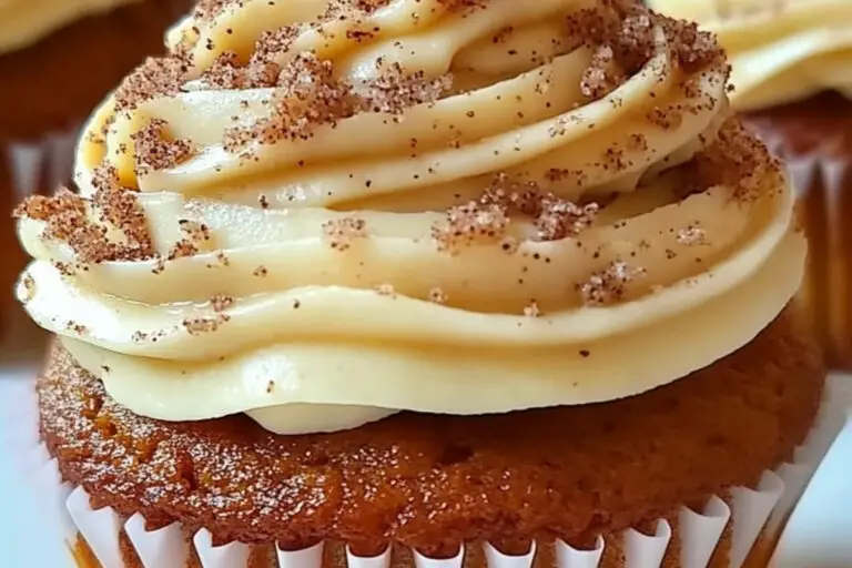 Pumpkin Cupcakes with Cinnamon Cream Cheese Frosting