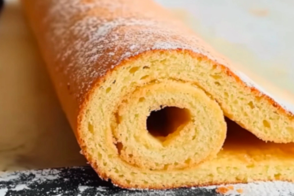 Perfect Sponge Cake for Christmas Yule Log